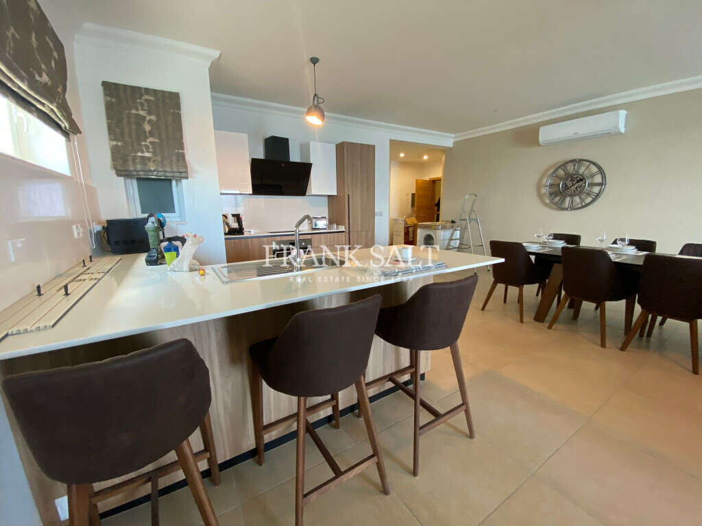 Fort Cambridge, 3 Bedrooms Bedrooms, ,2 BathroomsBathrooms,For Sale,FRSA-911477