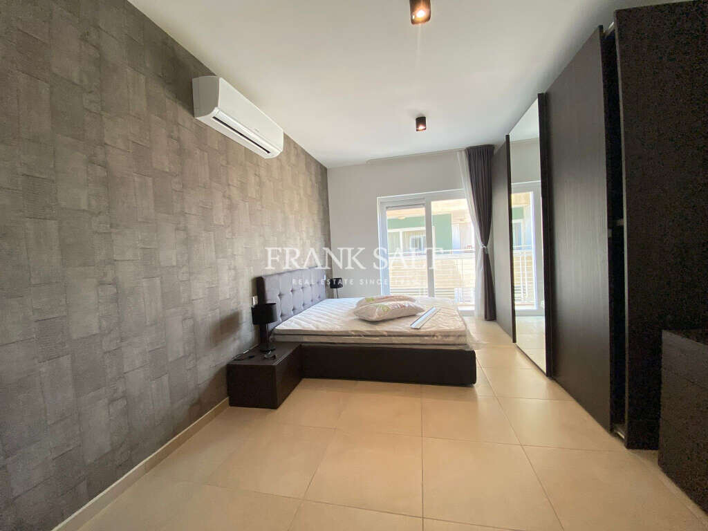 Fort Cambridge, 3 Bedrooms Bedrooms, ,3 BathroomsBathrooms,For Sale,FRSA-312569