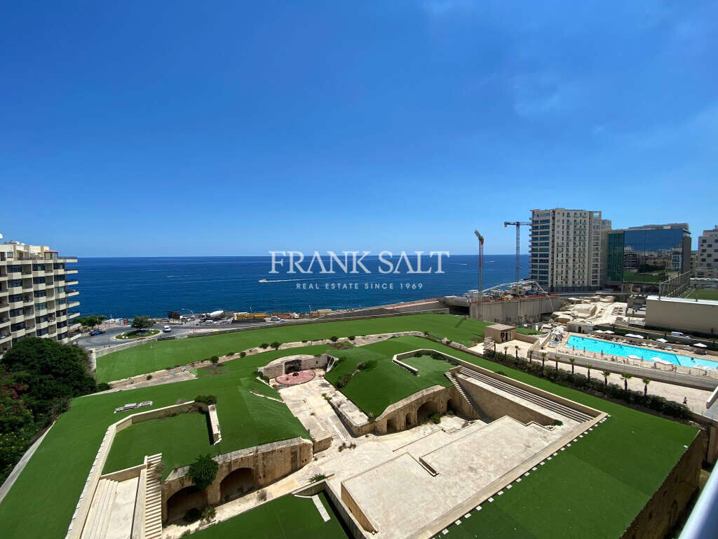 Fort Cambridge, 3 Bedrooms Bedrooms, ,3 BathroomsBathrooms,For Sale,FRSA-312569