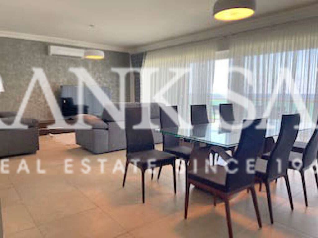 Fort Cambridge, 3 Bedrooms Bedrooms, ,1 BathroomBathrooms,For Sale,FRSA-706817