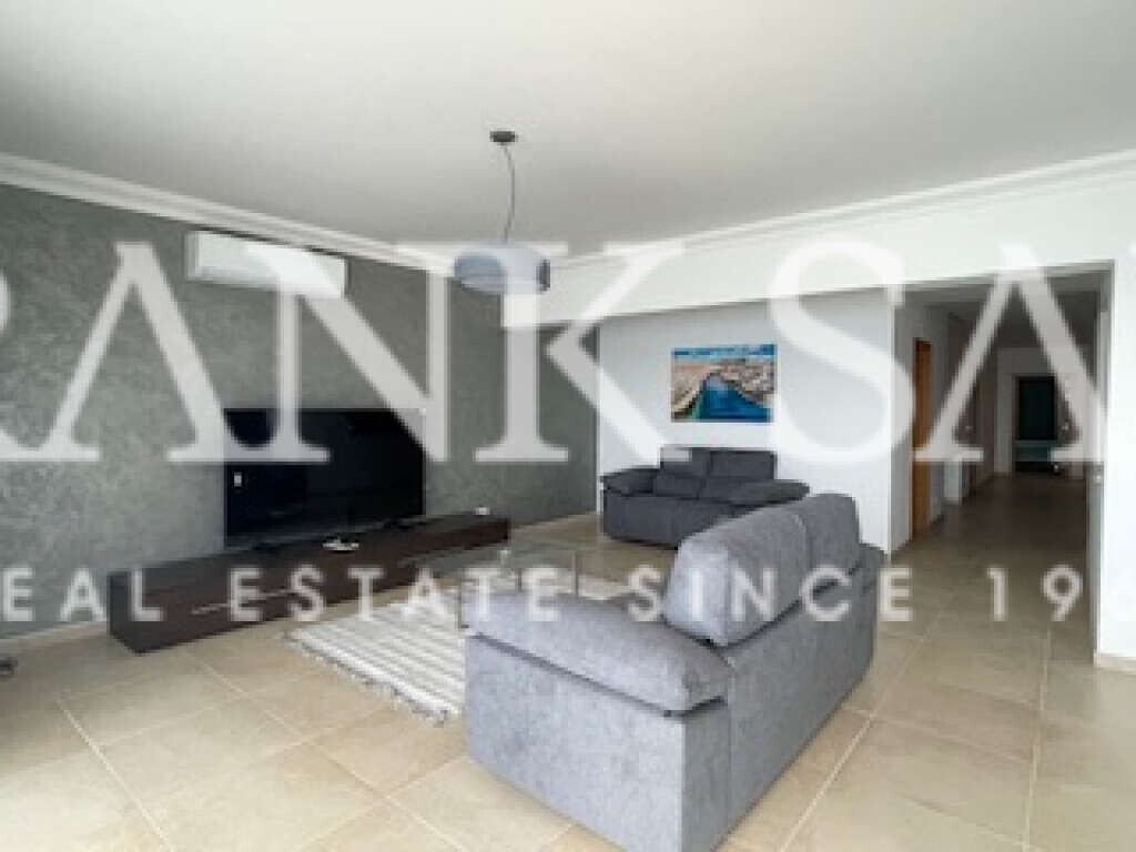 Fort Cambridge, 2 Bedrooms Bedrooms, ,1 BathroomBathrooms,For Sale,FRSA-706807