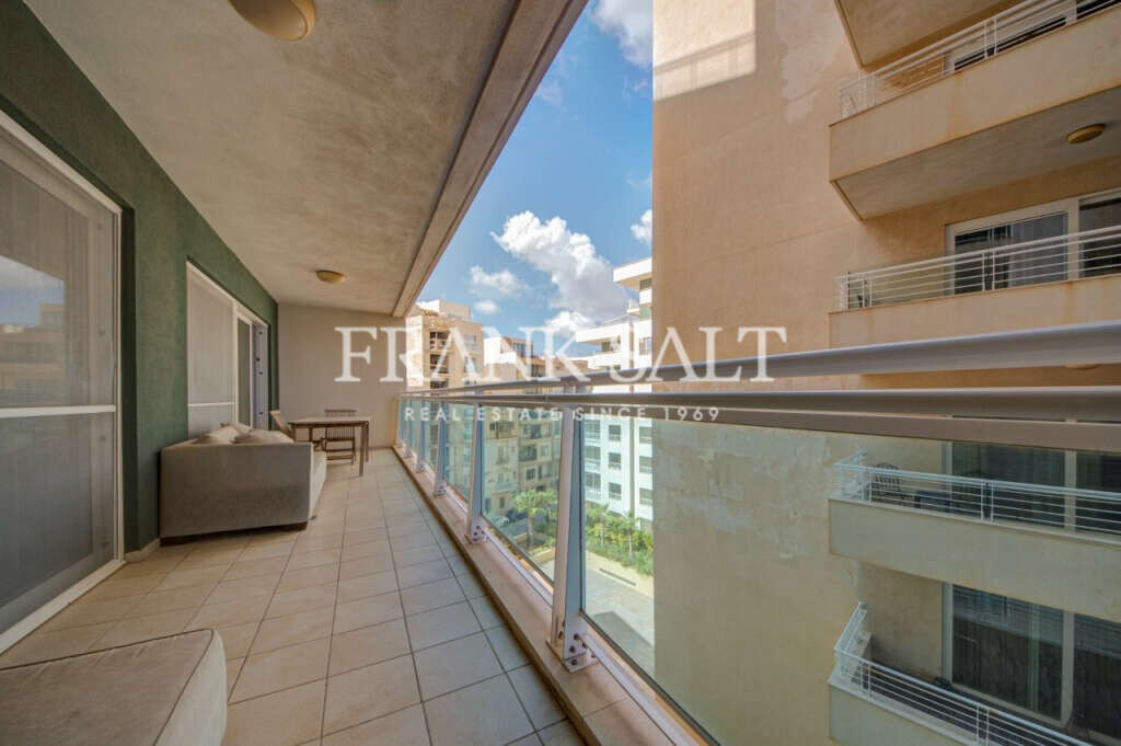 Fort Cambridge, 3 Bedrooms Bedrooms, ,2 BathroomsBathrooms,For Sale,FRSA-318948