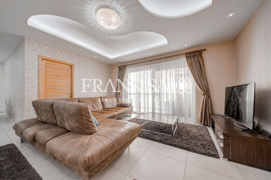 Fort Cambridge, 3 Bedrooms Bedrooms, ,2 BathroomsBathrooms,For Sale,FRSA-318948