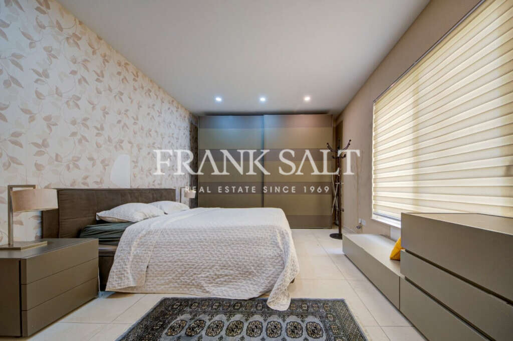 Fort Cambridge, 3 Bedrooms Bedrooms, ,2 BathroomsBathrooms,For Sale,FRSA-318948