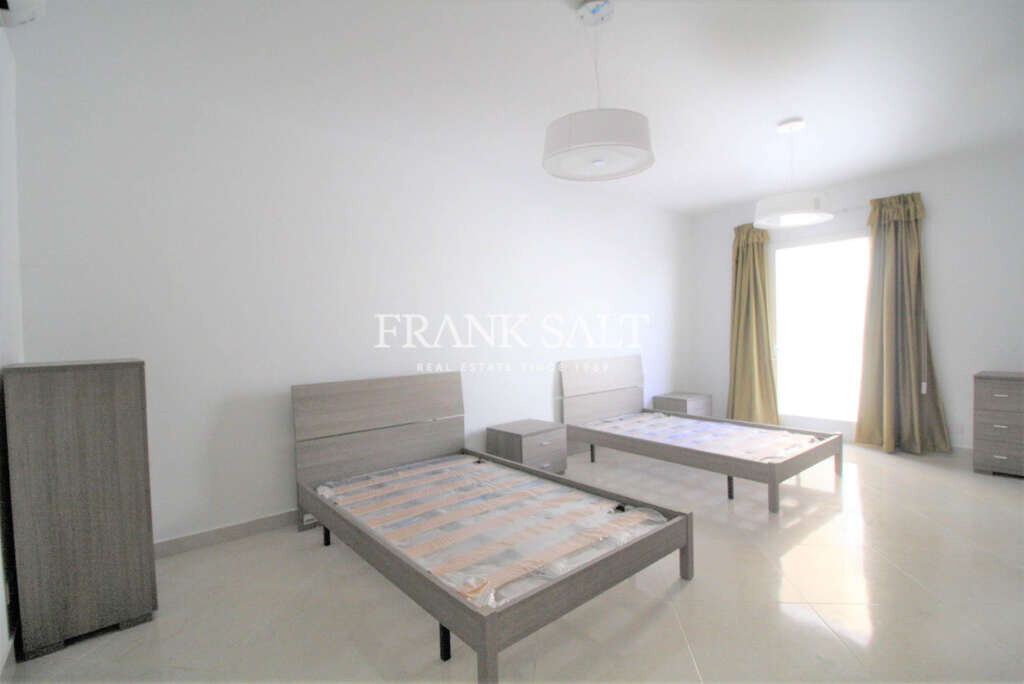 Sliema, 3 Bedrooms Bedrooms, ,1 BathroomBathrooms,For Sale,FRSA-351161