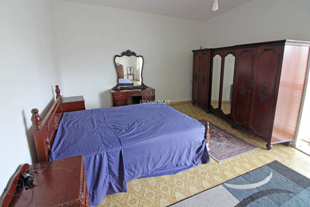 Birkirkara, 3 Bedrooms Bedrooms, ,1 BathroomBathrooms,For Sale,FRSA-816470