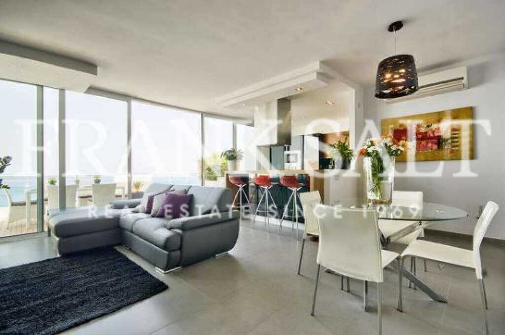 Sliema, 2 Bedrooms Bedrooms, ,2 BathroomsBathrooms,For Sale,FRSA-914730