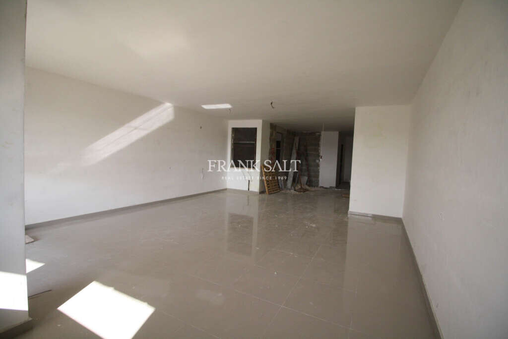 St Julians, 2 Bedrooms Bedrooms, ,1 BathroomBathrooms,For Sale,FRSA-451588