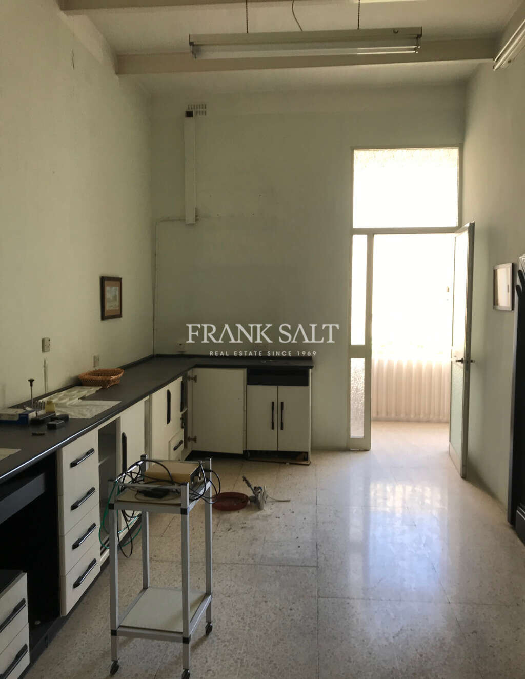 Paola, 4 Bedrooms Bedrooms, ,2 BathroomsBathrooms,For Sale,FRSA-038400