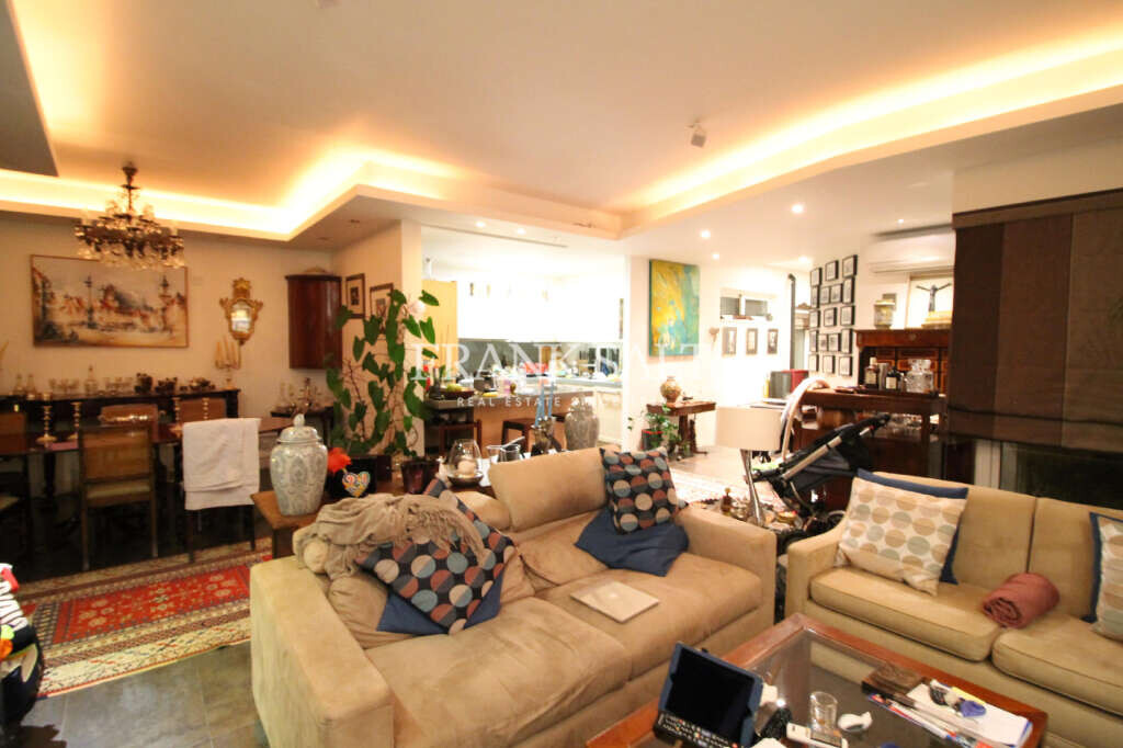 St Julians, 3 Bedrooms Bedrooms, ,1 BathroomBathrooms,For Sale,FRSA-453636