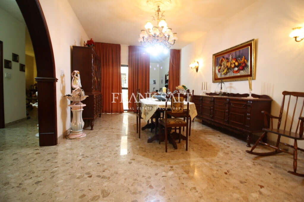 Santa Venera, 3 Bedrooms Bedrooms, ,2 BathroomsBathrooms,For Sale,FRSA-816385