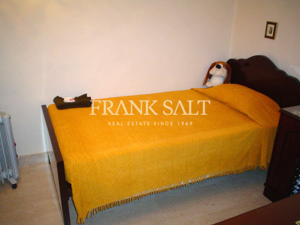 Hamrun, 3 Bedrooms Bedrooms, ,2 BathroomsBathrooms,For Sale,FRSA-703284