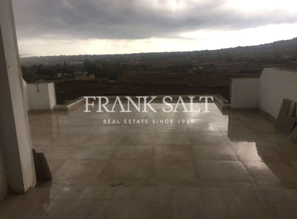 Siggiewi, 3 Bedrooms Bedrooms, ,1 BathroomBathrooms,For Sale,FRSA-419941