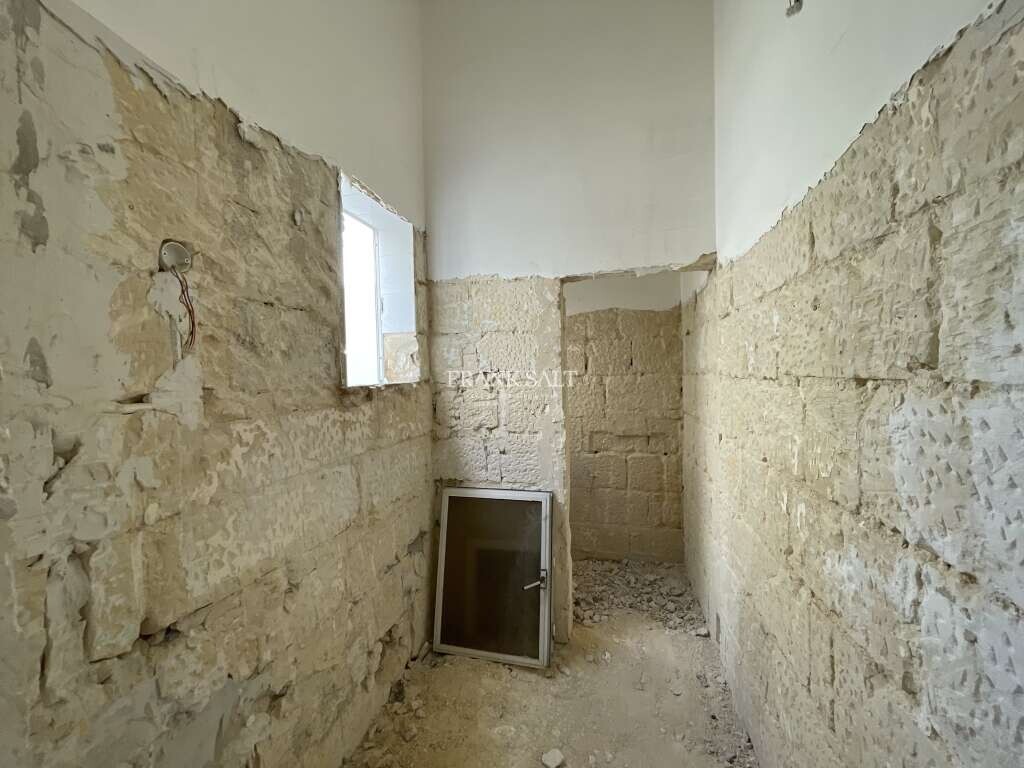 Cospicua, 4 Bedrooms Bedrooms, ,2 BathroomsBathrooms,For Sale,FRSA-415690