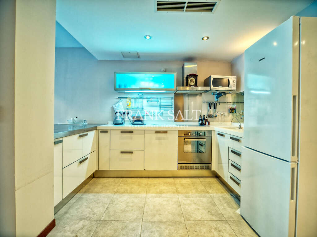 Portomaso, 1 Bedroom Bedrooms, ,1 BathroomBathrooms,For Sale,FRSA-416275