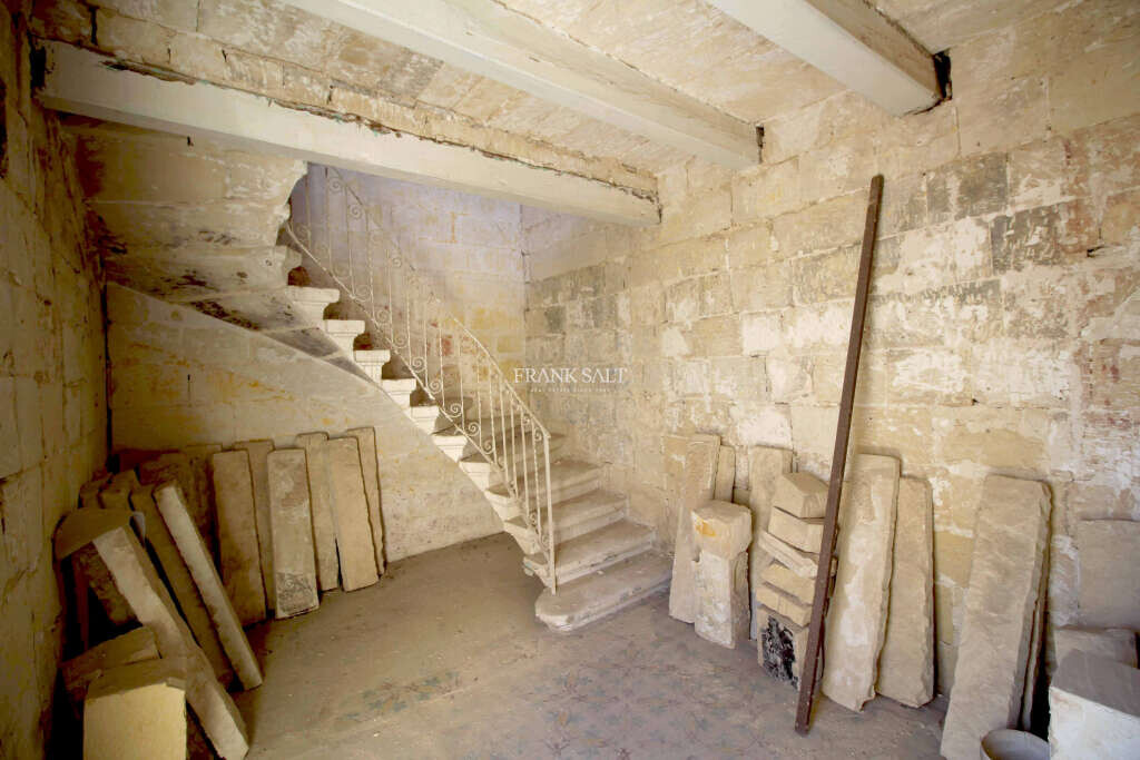 Senglea, 5 Bedrooms Bedrooms, ,2 BathroomsBathrooms,For Sale,FRSA-419531
