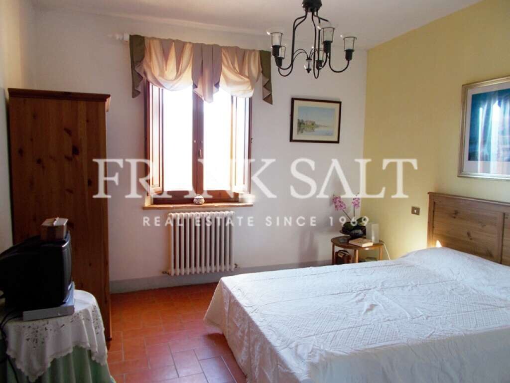 Umbria, Perugia, 7 Bedrooms Bedrooms, ,7 BathroomsBathrooms,For Sale,FRSA-914307