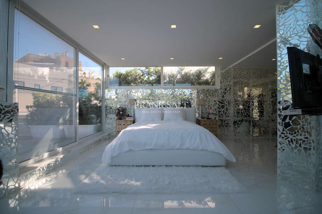 Kappara, 4 Bedrooms Bedrooms, ,1 BathroomBathrooms,For Sale,FRSA-453361