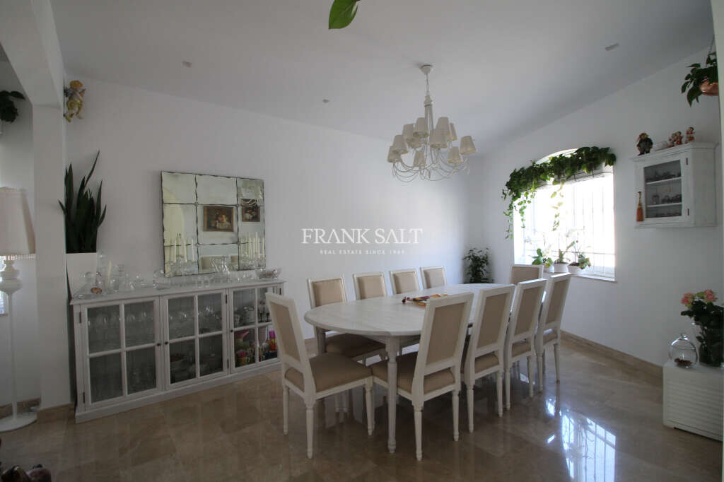 Kappara, 4 Bedrooms Bedrooms, ,1 BathroomBathrooms,For Sale,FRSA-453361