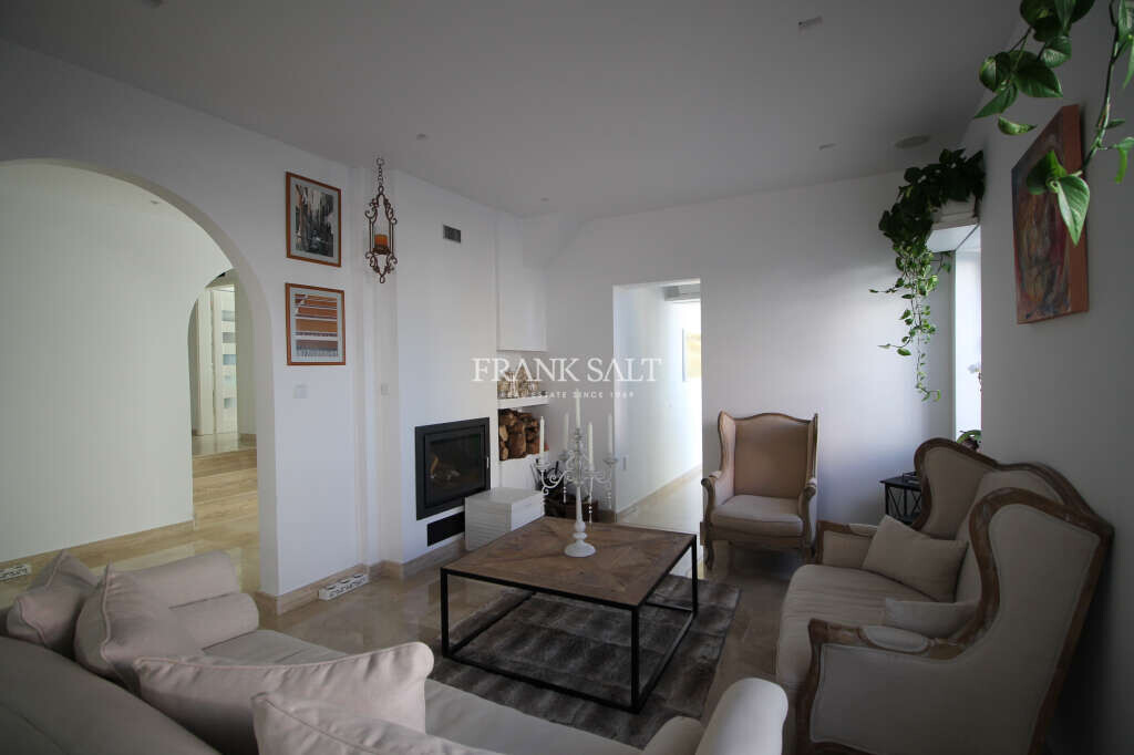 Kappara, 4 Bedrooms Bedrooms, ,1 BathroomBathrooms,For Sale,FRSA-453361