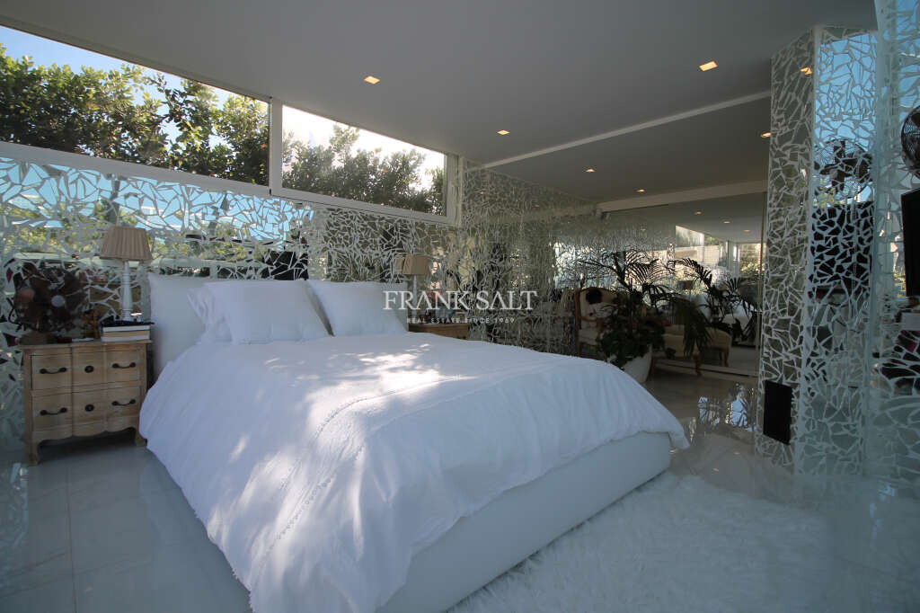 Kappara, 4 Bedrooms Bedrooms, ,1 BathroomBathrooms,For Sale,FRSA-453361