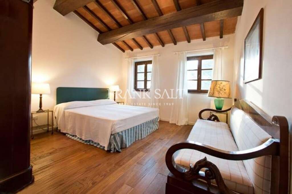 Tuscany, Borgo Case Bardi, 2 Bedrooms Bedrooms, ,2 BathroomsBathrooms,For Sale,FRSA-914247