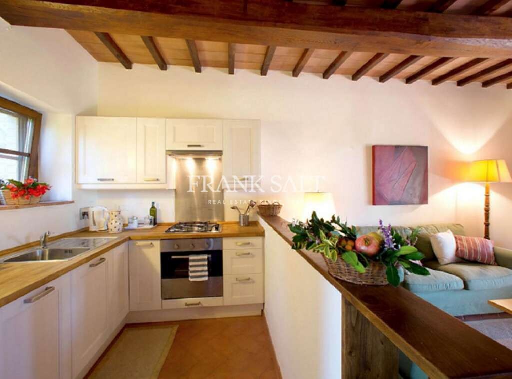 Tuscany, Borgo Case Bardi, 2 Bedrooms Bedrooms, ,1 BathroomBathrooms,For Sale,FRSA-914234