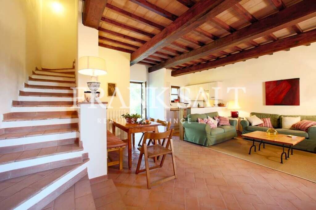 Tuscany, Borgo Case Bardi, 3 Bedrooms Bedrooms, ,2 BathroomsBathrooms,For Sale,FRSA-914232