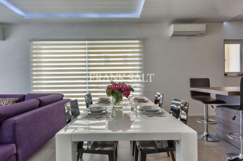 Fort Cambridge, 2 Bedrooms Bedrooms, ,1 BathroomBathrooms,For Sale,FRSA-035997