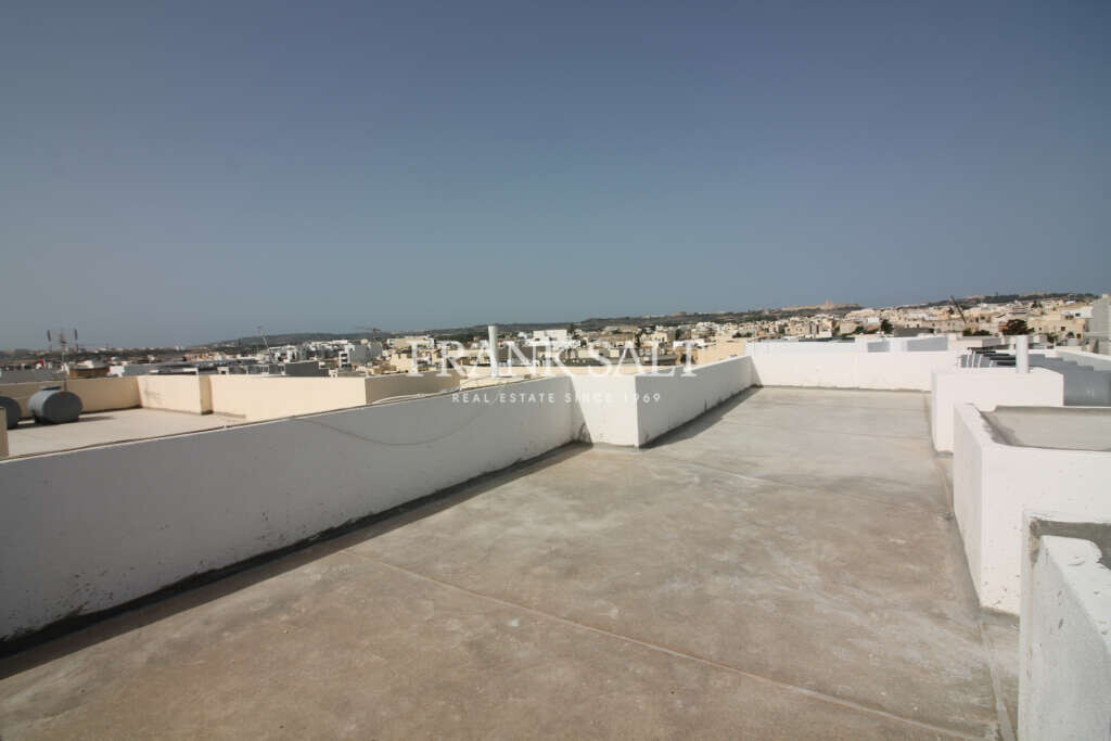 Attard, 1 Bedroom Bedrooms, ,1 BathroomBathrooms,For Sale,FRSA-617528