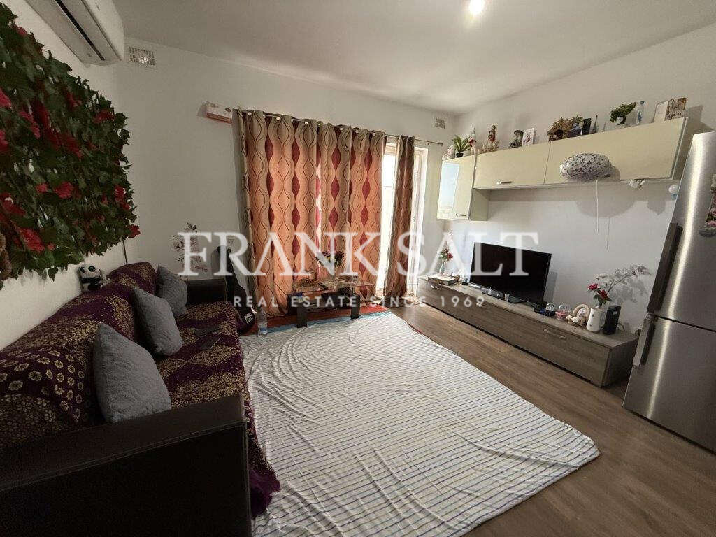 Attard, 1 Bedroom Bedrooms, ,1 BathroomBathrooms,For Sale,FRSA-617528