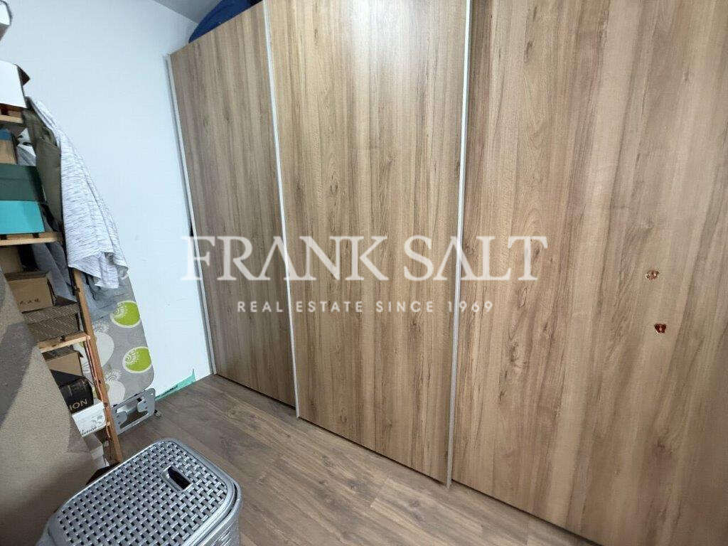 Attard, 1 Bedroom Bedrooms, ,1 BathroomBathrooms,For Sale,FRSA-617528