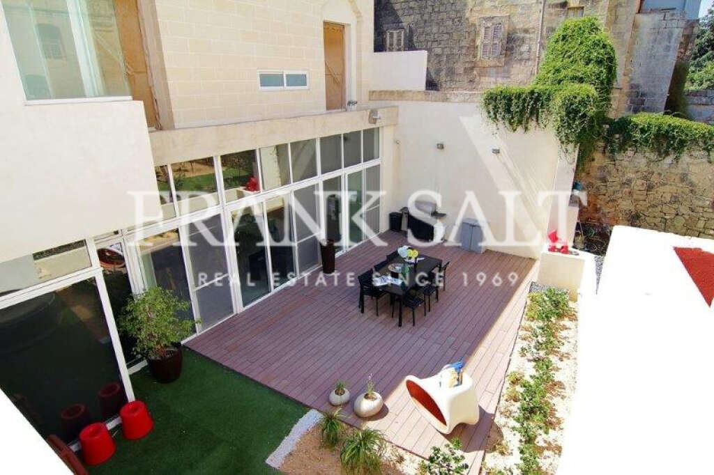 Birkirkara, 4 Bedrooms Bedrooms, ,2 BathroomsBathrooms,For Sale,FRSA-750099
