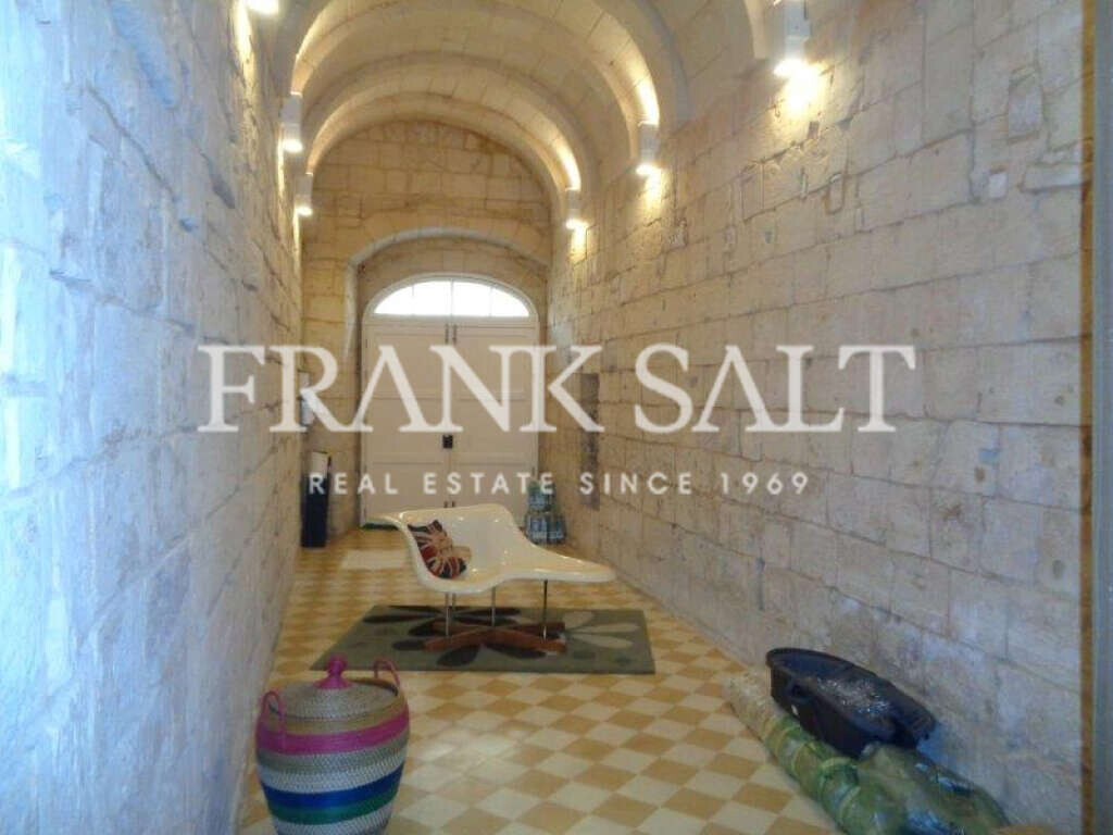 Birkirkara, 4 Bedrooms Bedrooms, ,2 BathroomsBathrooms,For Sale,FRSA-750099