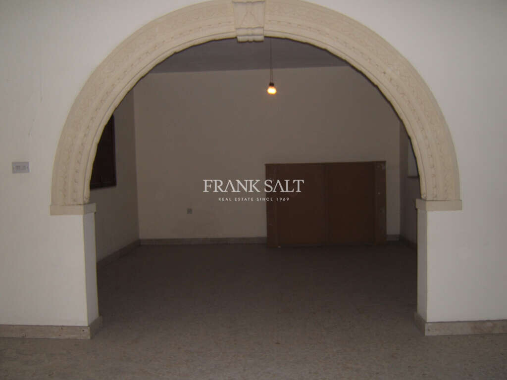 Paola, 3 Bedrooms Bedrooms, ,For Sale,FRSA-417931