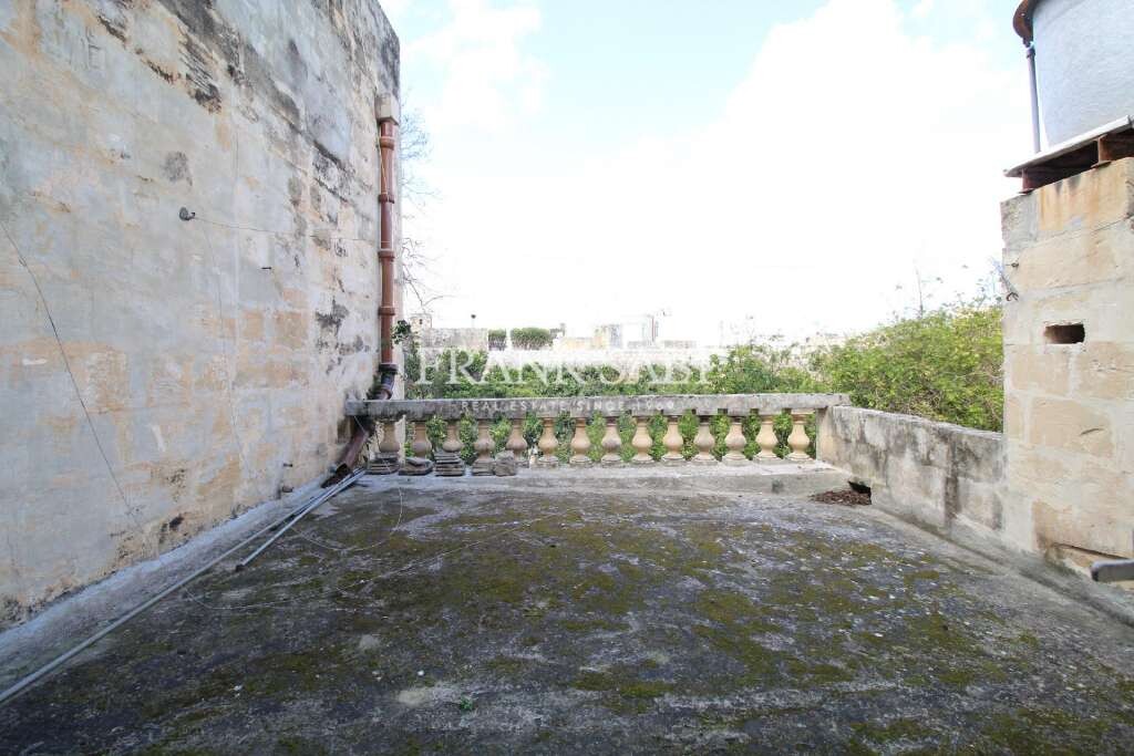 Luqa, 3 Bedrooms Bedrooms, ,2 BathroomsBathrooms,For Sale,FRSA-750088