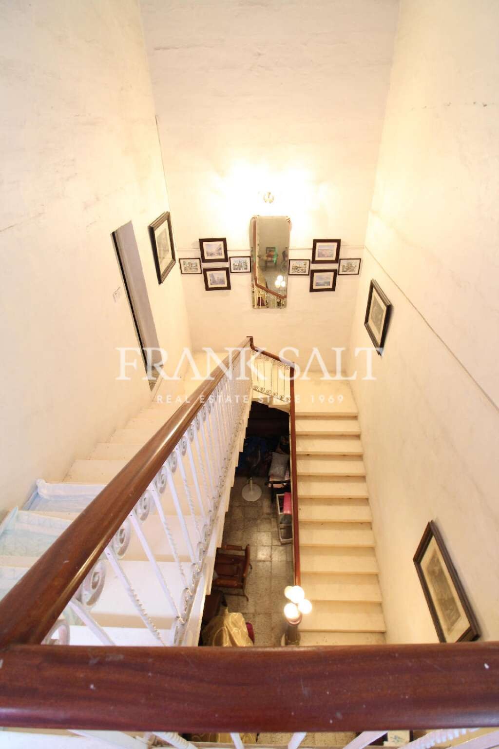 Luqa, 3 Bedrooms Bedrooms, ,2 BathroomsBathrooms,For Sale,FRSA-750088