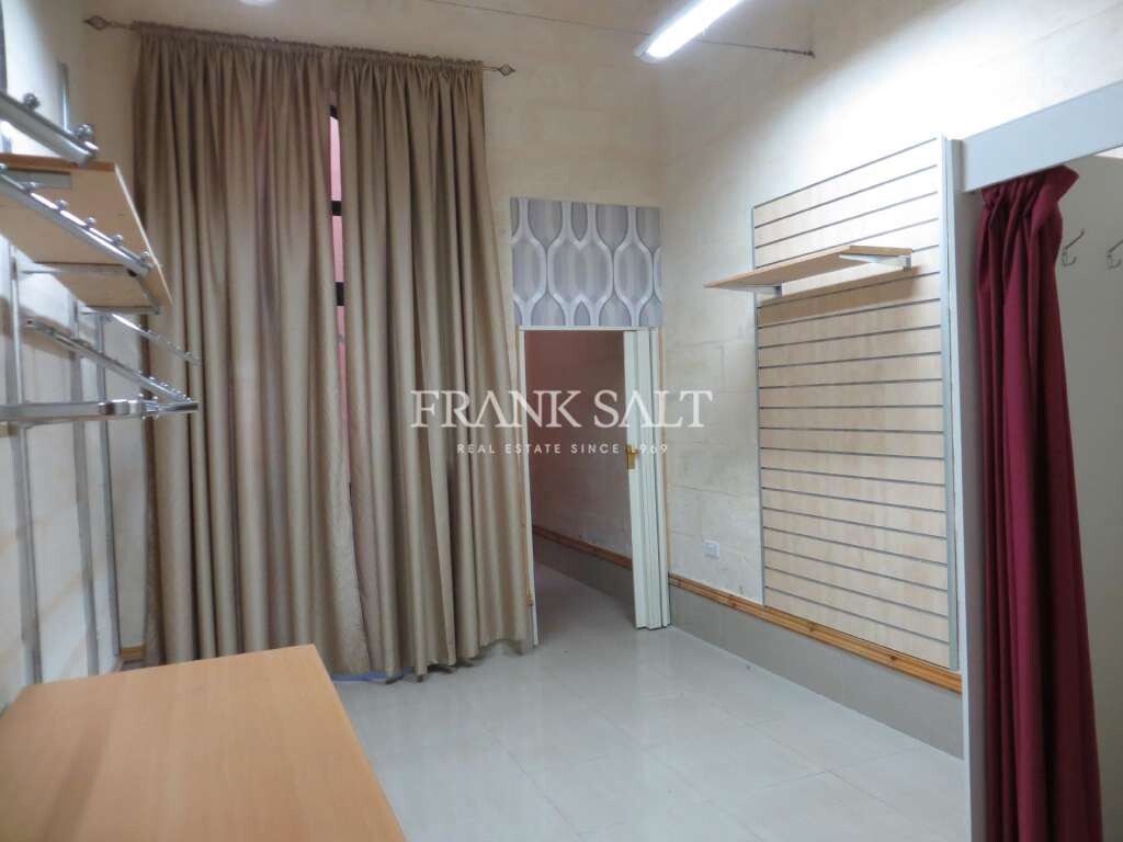 Paola, ,For Sale,FRSA-411804