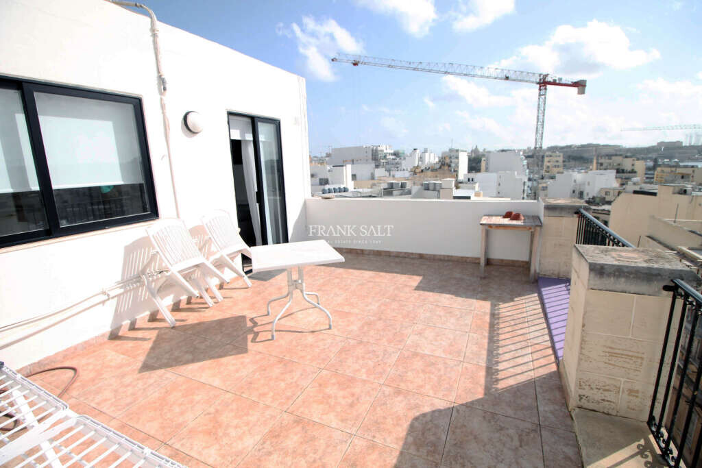 Gzira, 2 Bedrooms Bedrooms, ,1 BathroomBathrooms,For Sale,FRSA-312150