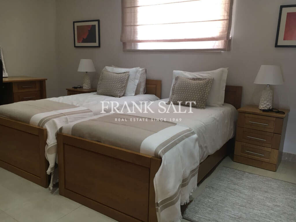 Sliema, 3 Bedrooms Bedrooms, ,1 BathroomBathrooms,For Sale,FRSA-912997