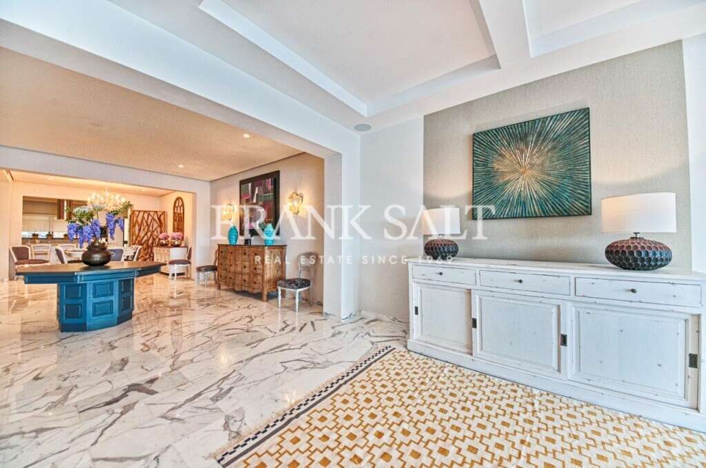 Sliema, 3 Bedrooms Bedrooms, ,1 BathroomBathrooms,For Sale,FRSA-912967