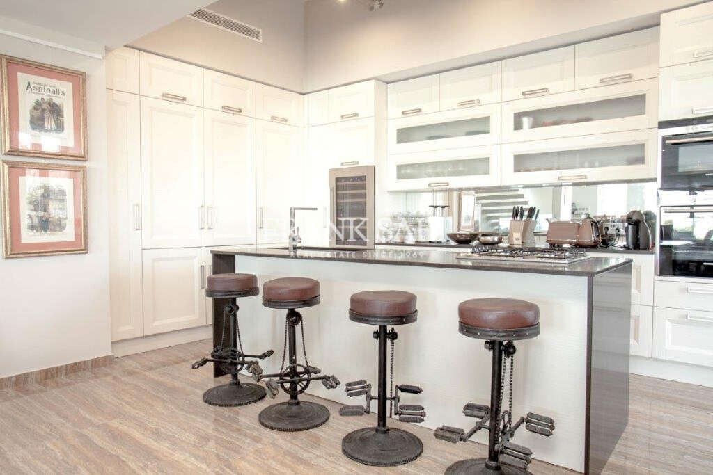 Siggiewi, 3 Bedrooms Bedrooms, ,3 BathroomsBathrooms,For Sale,FRSA-316306