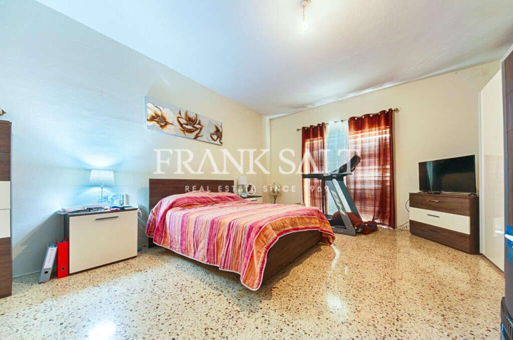 Lija, 4 Bedrooms Bedrooms, ,2 BathroomsBathrooms,For Sale,FRSA-912785