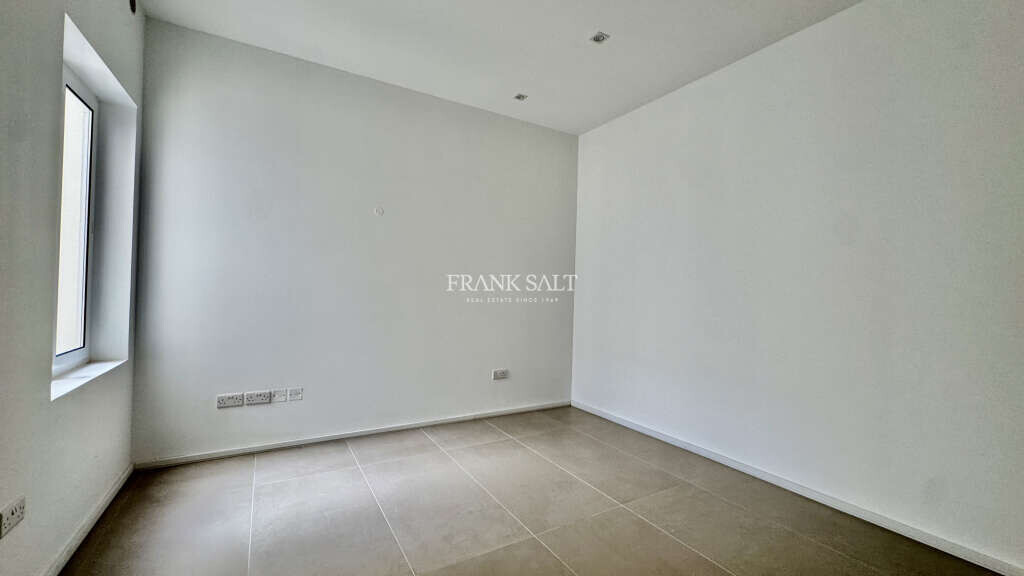 Sliema, 4 Bedrooms Bedrooms, ,4 BathroomsBathrooms,For Sale,FRSA-912774