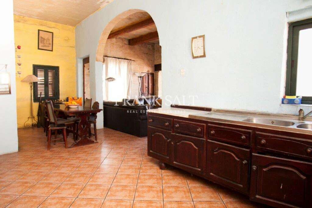 Rabat, 6 Bedrooms Bedrooms, ,6 BathroomsBathrooms,For Sale,FRSA-813970