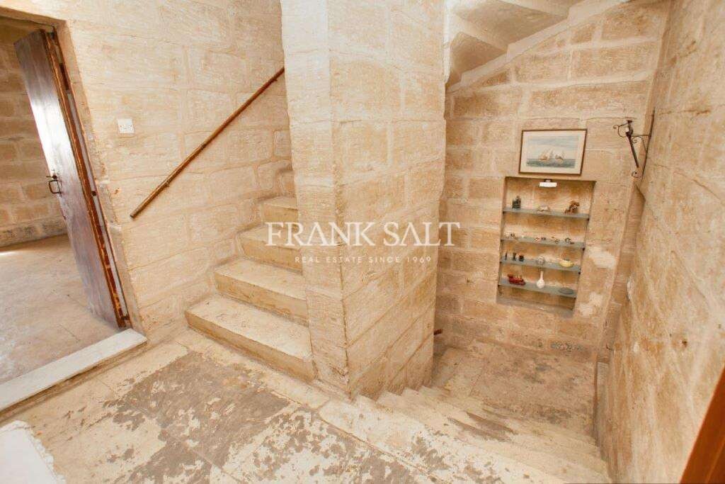 Rabat, 6 Bedrooms Bedrooms, ,6 BathroomsBathrooms,For Sale,FRSA-813970