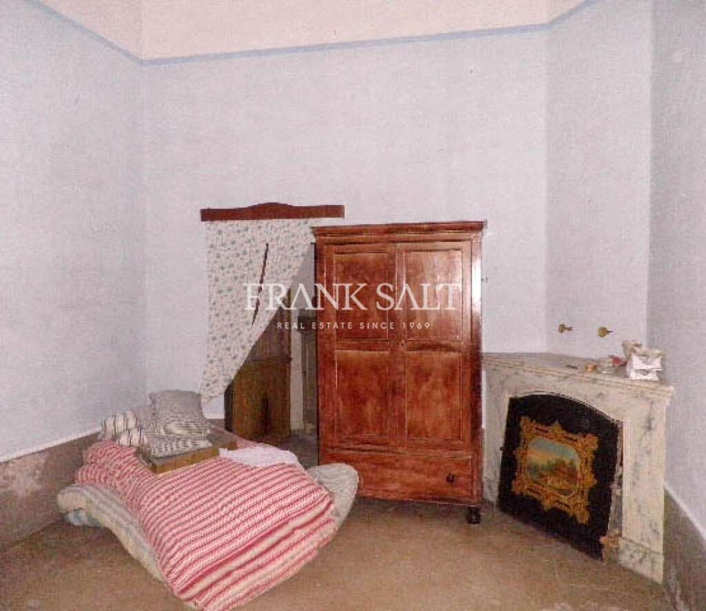 Zebbug, 5 Bedrooms Bedrooms, ,2 BathroomsBathrooms,For Sale,FRSA-812312