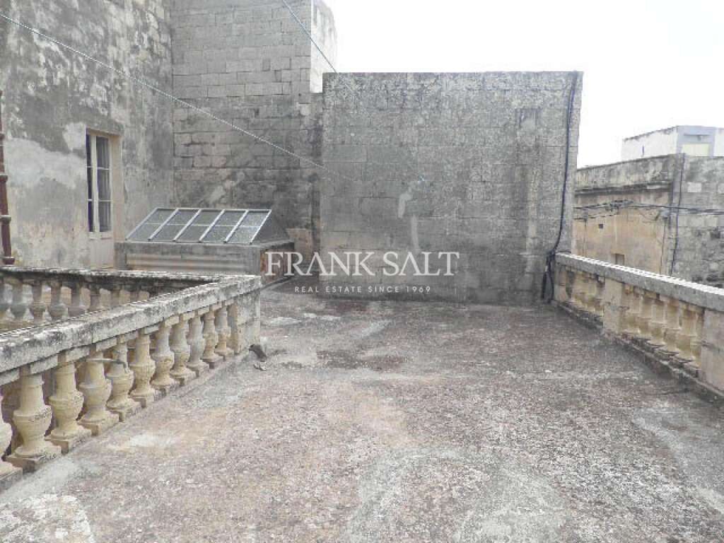Zebbug, 5 Bedrooms Bedrooms, ,2 BathroomsBathrooms,For Sale,FRSA-812312