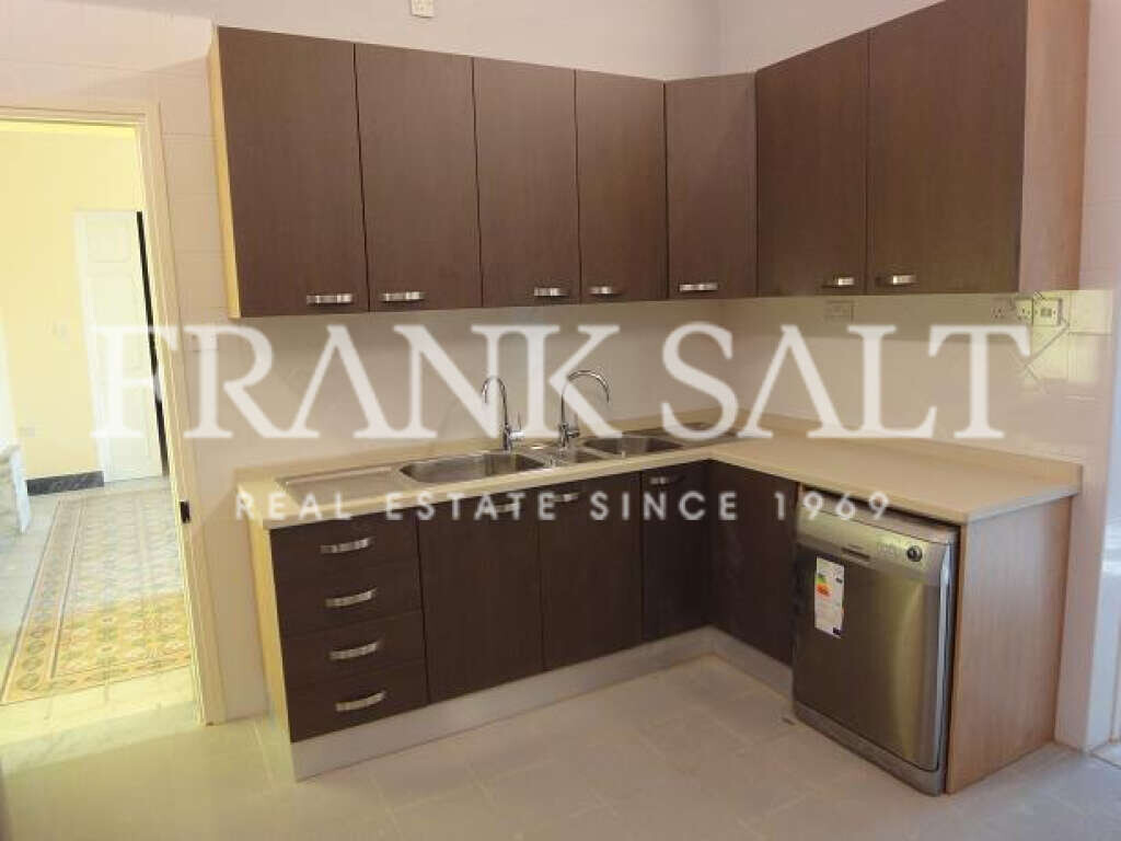 Tarxien, 5 Bedrooms Bedrooms, ,3 BathroomsBathrooms,For Sale,FRSA-811805