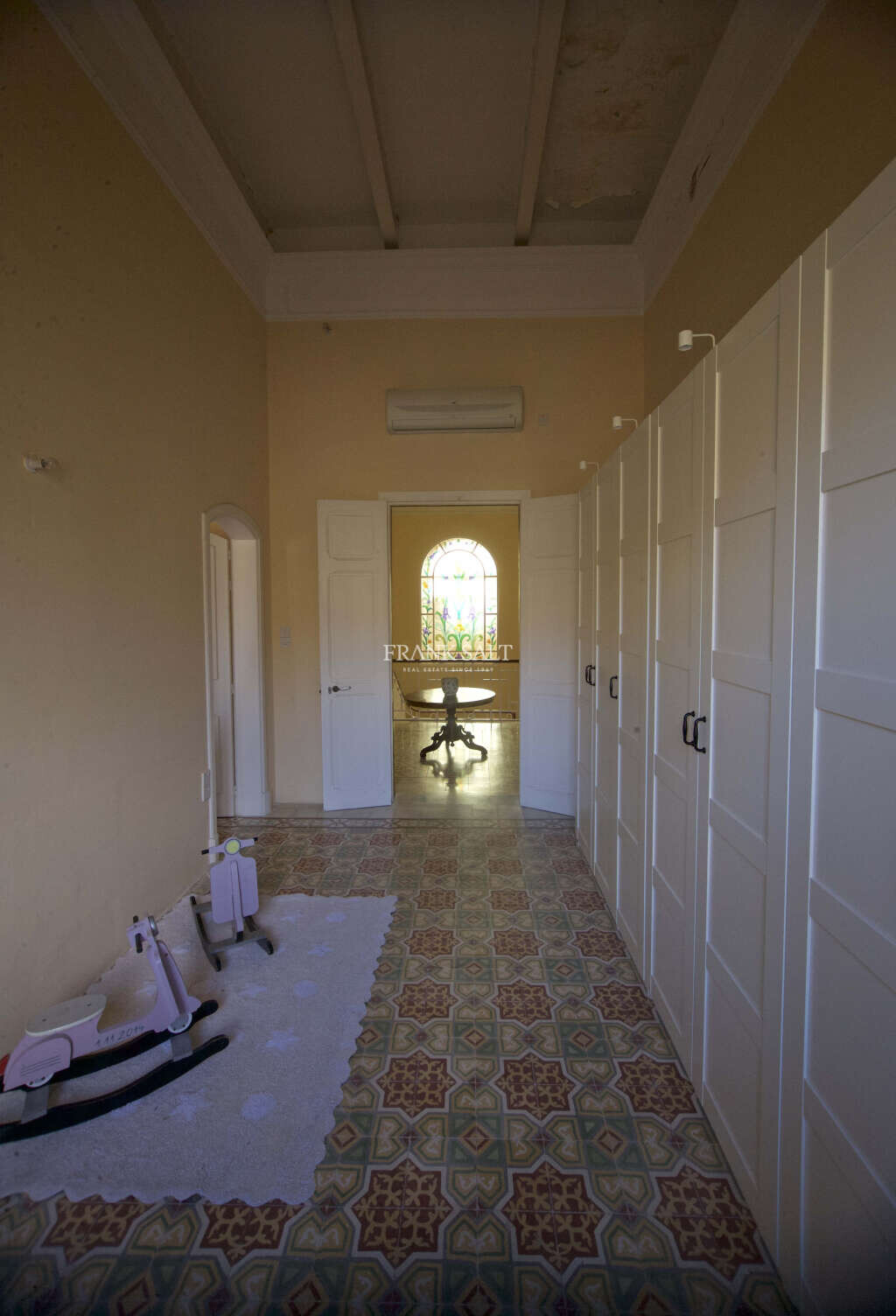 Tarxien, 5 Bedrooms Bedrooms, ,3 BathroomsBathrooms,For Sale,FRSA-811805